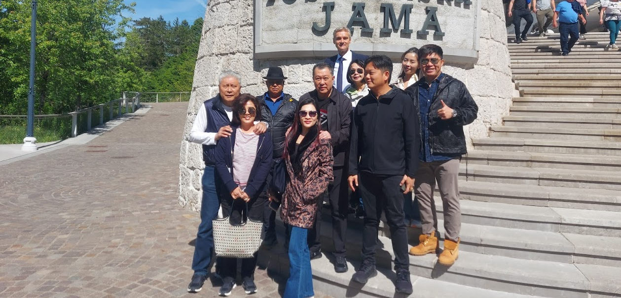 Modri Oblak – turistična agencija